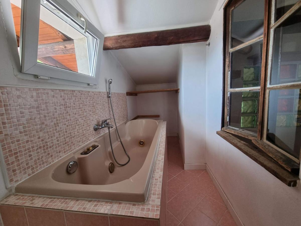 Monteggio La Nave B&B الغرفة الصورة